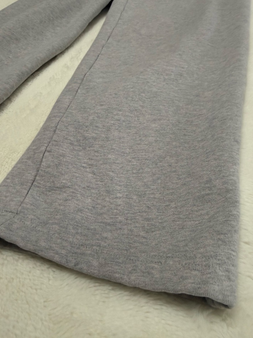 ARITZIA Mega Fit Cozy Sweatfleece Grey Size XS GUC - Picture 5 of 12